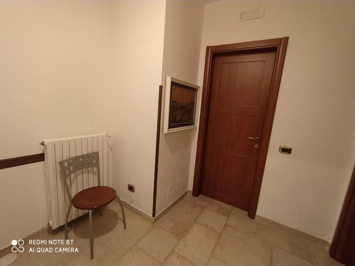 Hotel Bollicine Bari Exterior foto